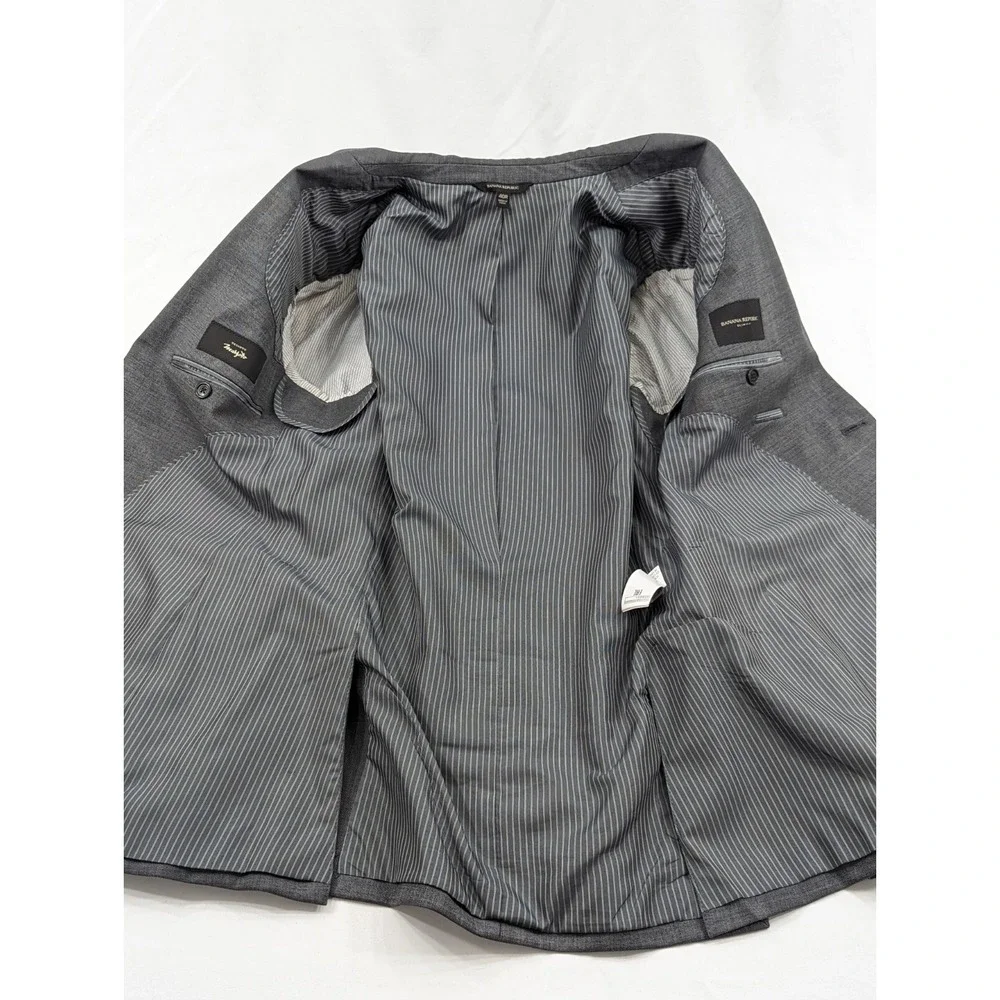Banana‎ Republic  Morzotto 40R Slim Fit 42